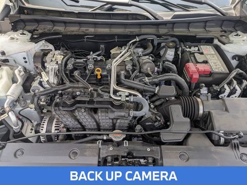Used 2025 Nissan Altima 2.5 SV FWD image 13