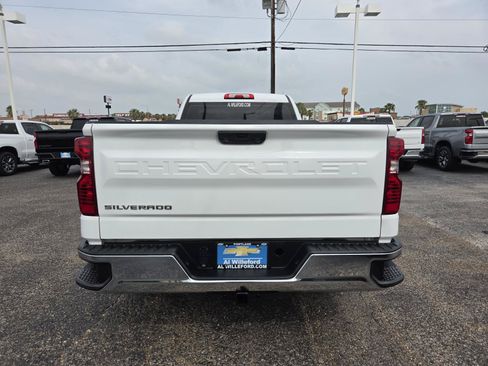 Used 2022 Chevrolet Silverado 1500 W/T RWD image 4