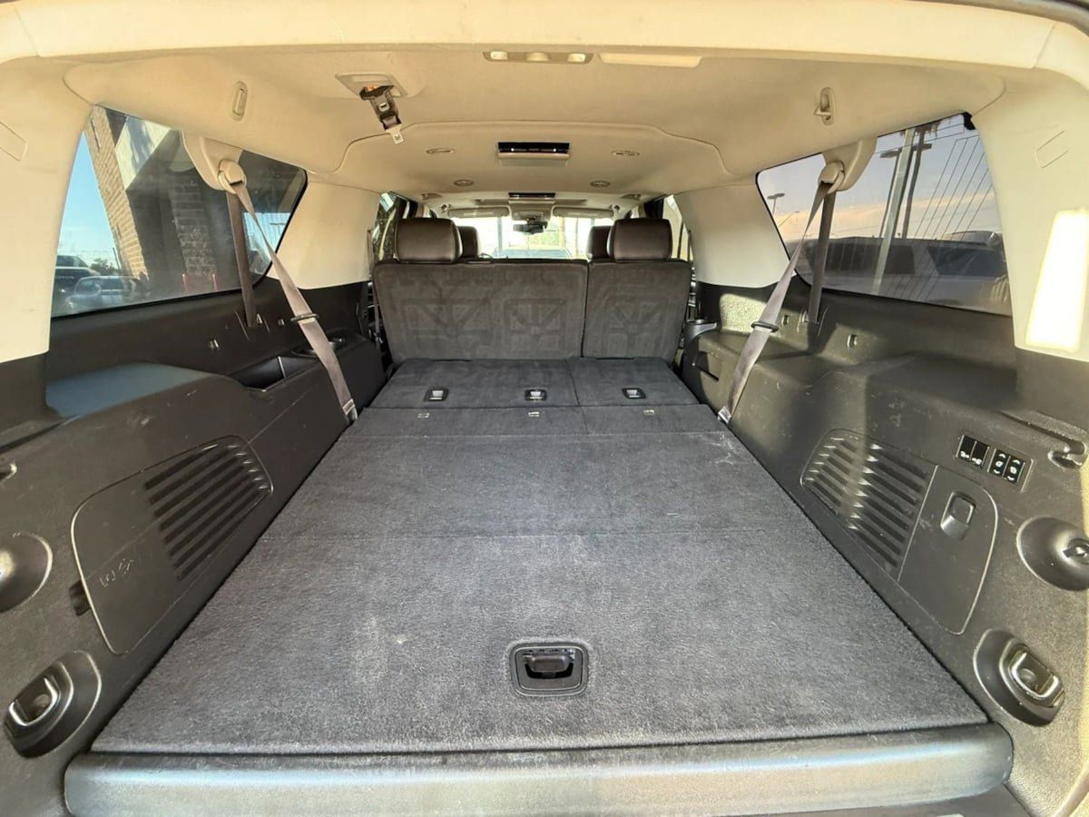 Used 2016 GMC Yukon XL SLT w/ Open Road Package RWD image 32