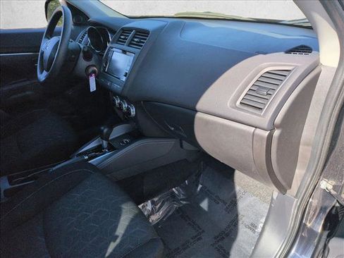 Used 2025 Mitsubishi Outlander Sport AWD image 20