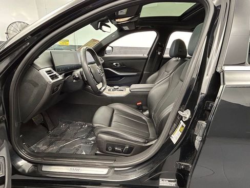 Used 2025 BMW 330i Sedan w/ Convenience Package RWD image 18