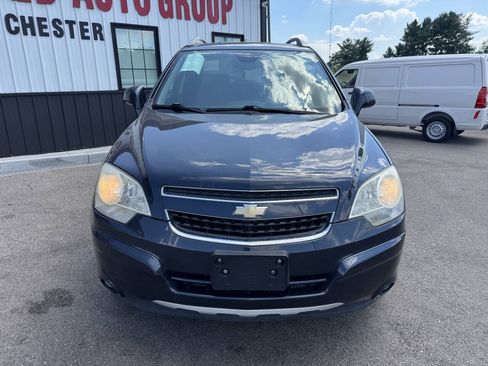 Used 2014 Chevrolet Captiva Sport LT w/ Convenience Package FWD image 2