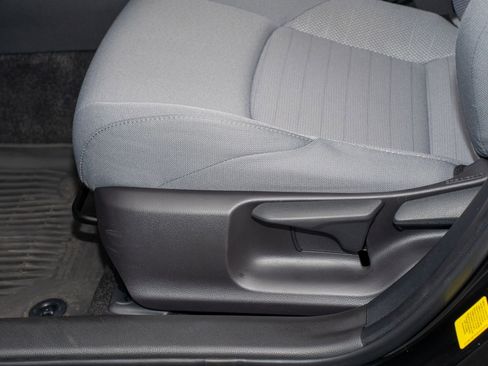 Used 2025 Toyota Corolla SE w/ SE Premium Package image 28