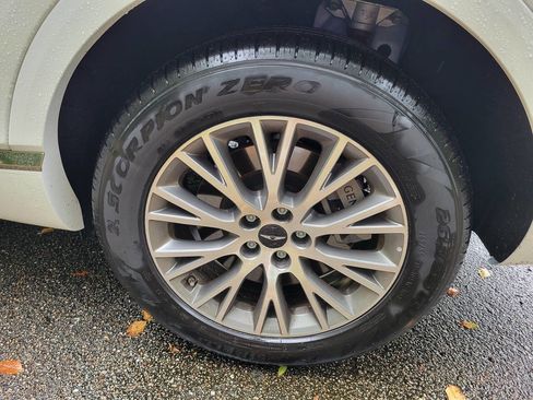 Used 2026 Genesis GV80 2.5T image 13