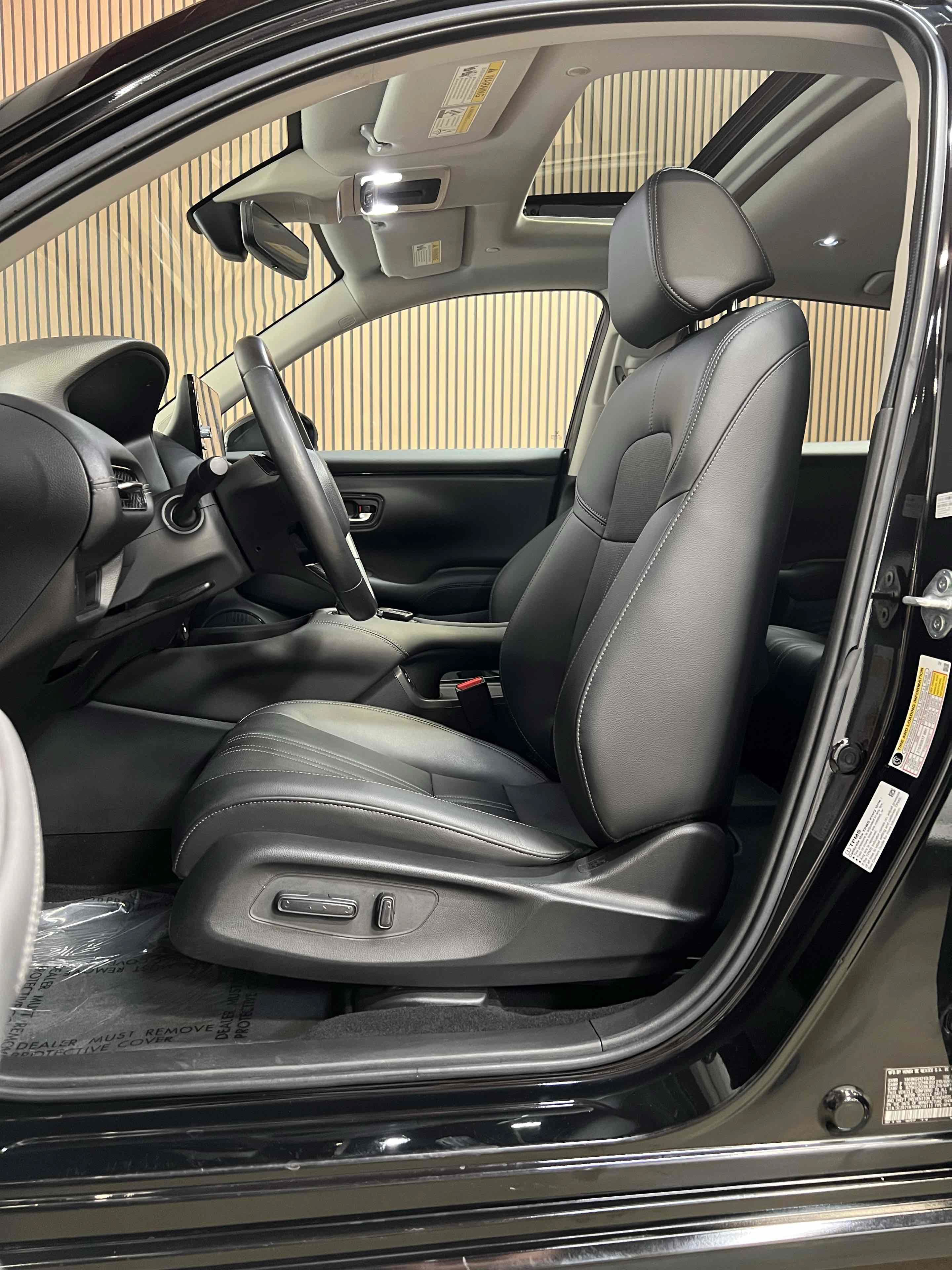 Used 2024 Honda HR-V EX-L image 78