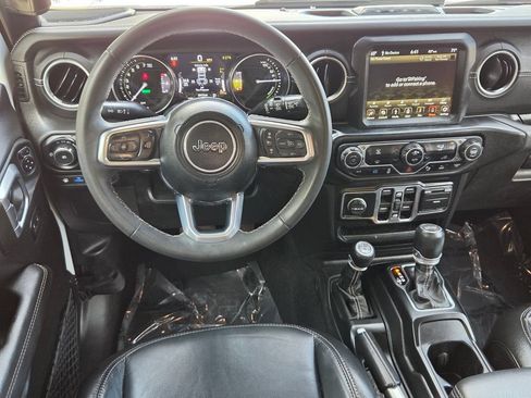 Used 2023 Jeep Wrangler Unlimited Sahara w/ Safety Group AWD/4WD image 12