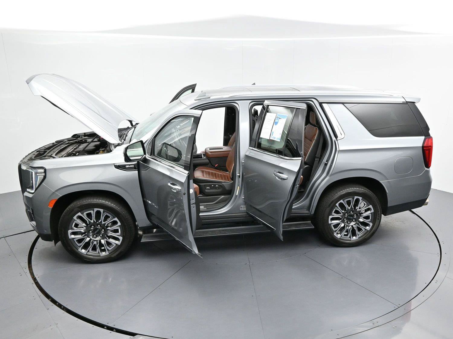 Used 2023 GMC Yukon Denali Ultimate AWD/4WD image 42