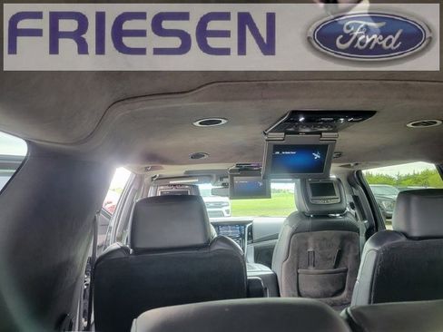 Used 2016 Cadillac Escalade ESV Platinum image 27