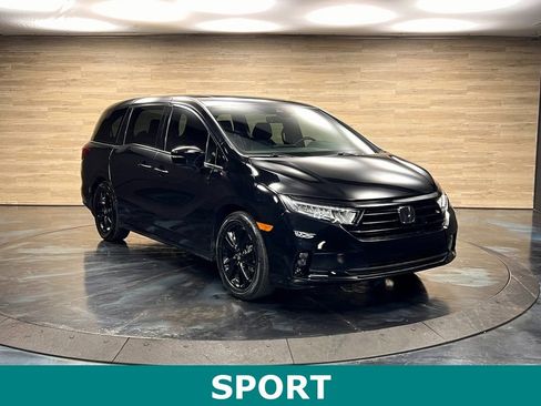 Used 2024 Honda Odyssey Sport image 1
