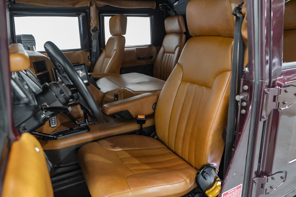 Used 1994 HUMMER H1 4-Door Open Top AWD/4WD image 28