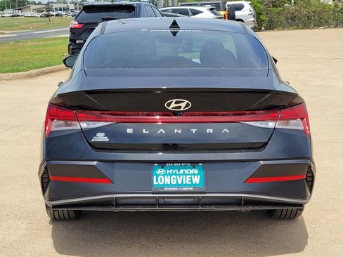 New 2026 Hyundai Elantra SEL Sport Premium FWD image 5