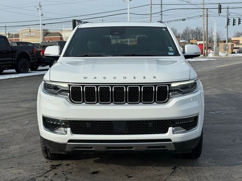 Used 2022 Jeep Wagoneer Series III w/ Premium Group I image 8