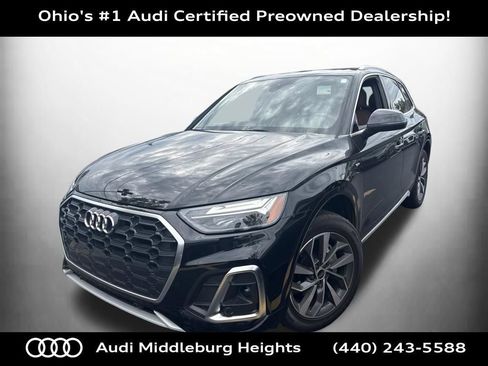 Used 2023 Audi Q5 2.0T Premium w/ Convenience Package AWD/4WD image 2