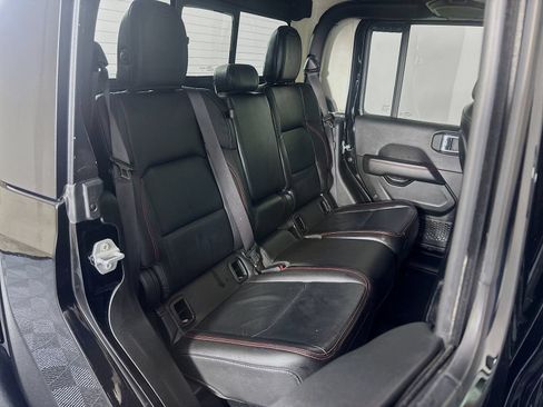 Used 2022 Jeep Gladiator Rubicon w/ Cold Weather Group AWD/4WD image 26