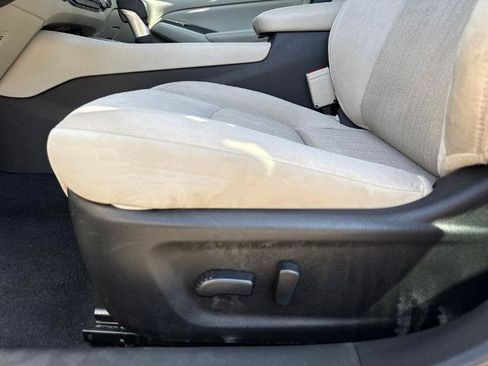 Certified 2025 Nissan Altima 2.5 SV FWD image 11