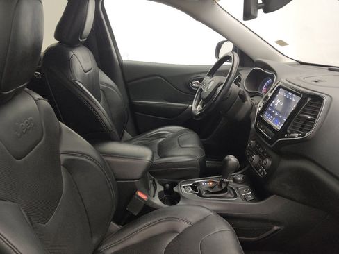 Used 2019 Jeep Cherokee Limited image 21