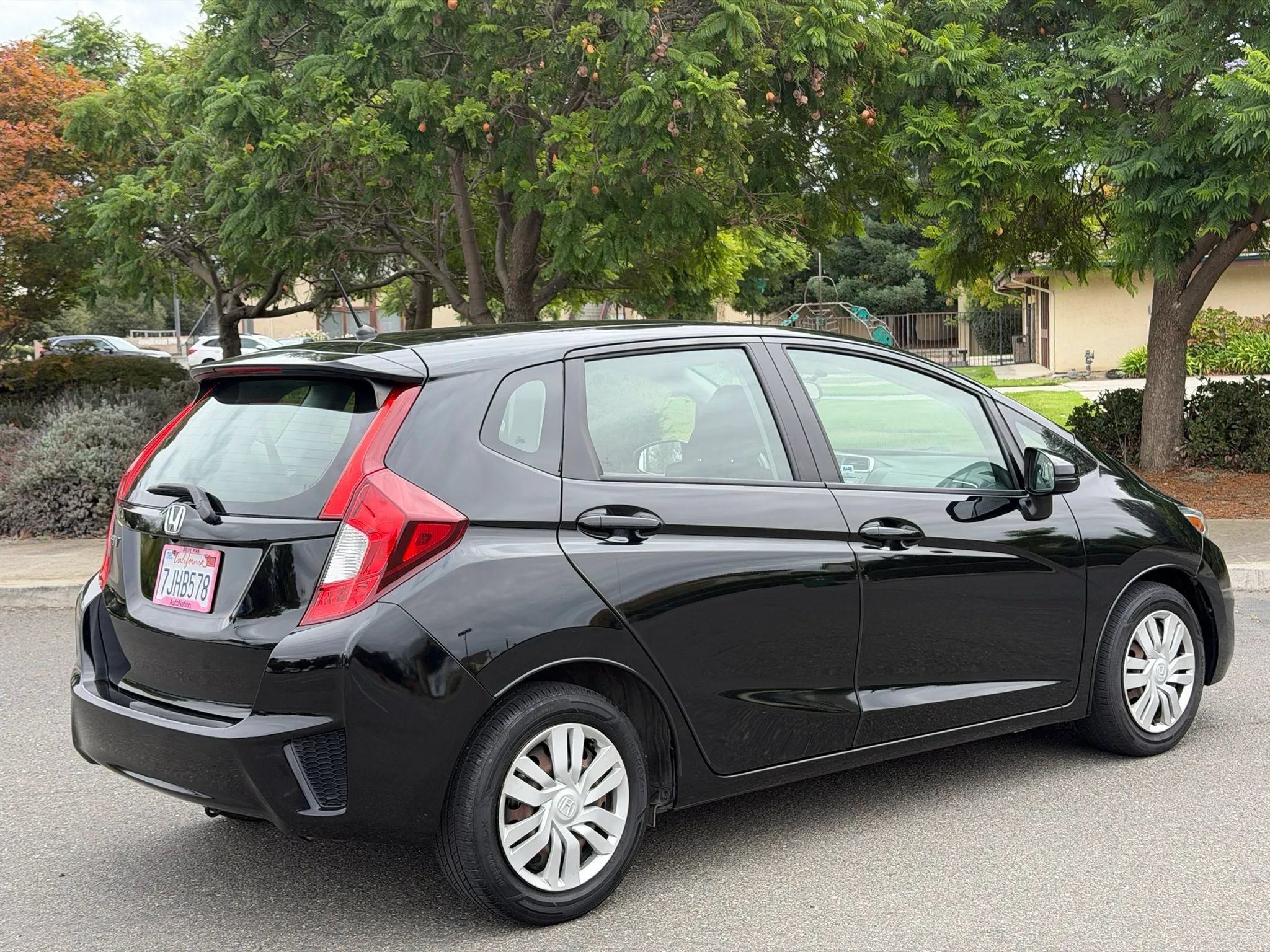 Used 2015 Honda Fit LX image 9
