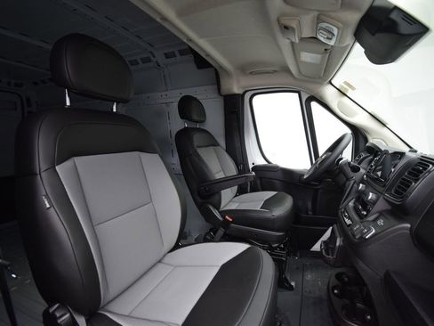 New 2026 RAM ProMaster 2500 w/ Power Group image 15