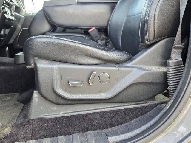 Used 2017 Ford F150 Lariat AWD/4WD image 16