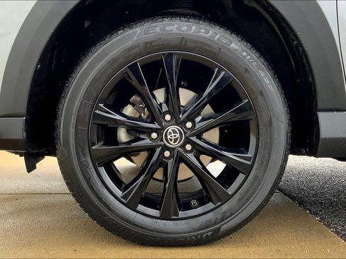 Used 2018 Toyota RAV4 Adventure w/ Plus Extra Value Package image 9