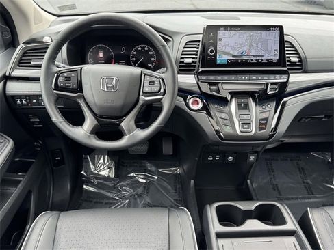 Certified 2025 Honda Odyssey Elite image 17