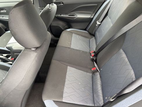 Used 2025 Nissan Versa SV FWD image 23