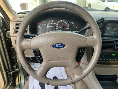 Used 2002 Ford Explorer Eddie Bauer AWD/4WD image 17