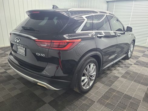 Used 2019 INFINITI QX50 Luxe w/ Navigation Package AWD/4WD image 11