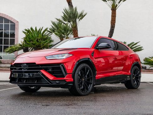 Used 2024 Lamborghini Urus S image 38