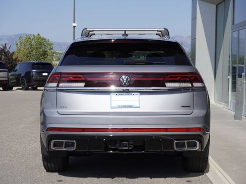Used 2024 Volkswagen Atlas Cross Sport SEL Premium R-Line AWD/4WD image 6