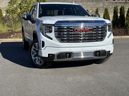 New 2026 GMC Sierra 1500 Denali image 2