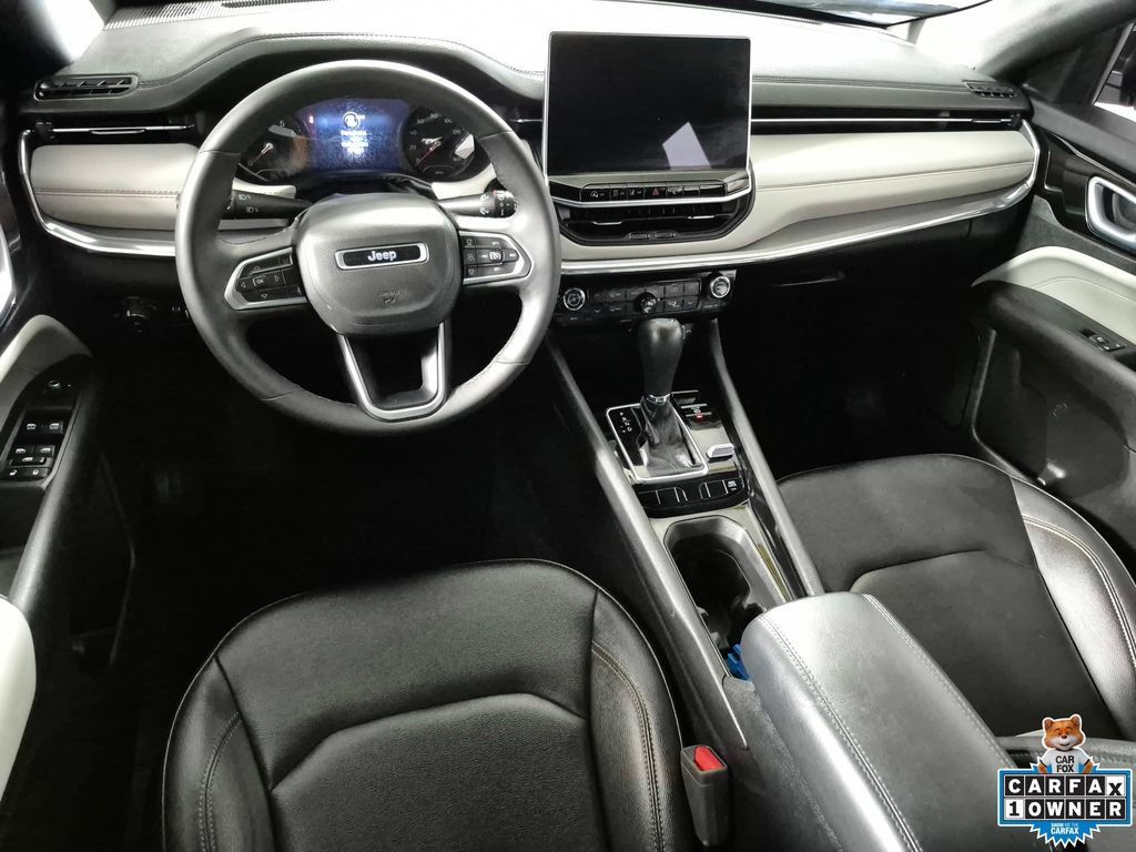 Used 2024 Jeep Compass Limited AWD/4WD image 10