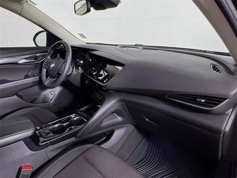 Used 2023 Buick Envision Preferred image 38