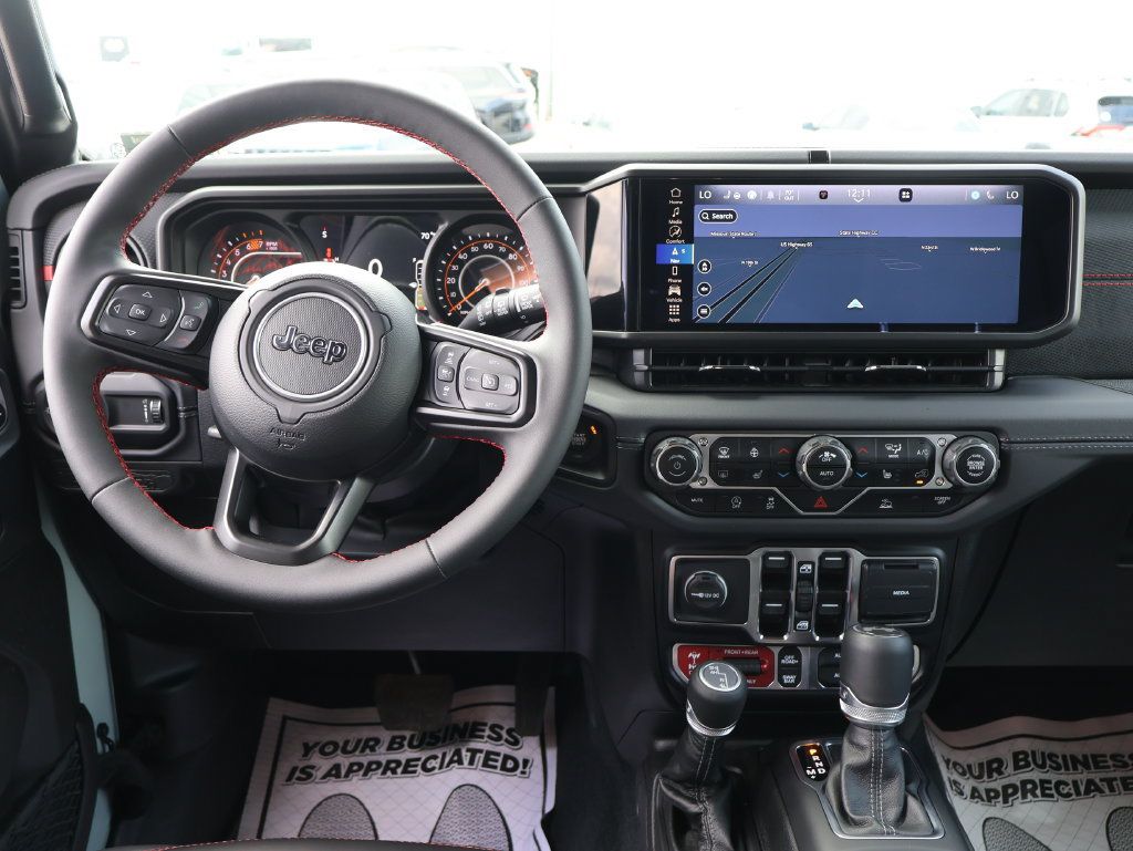 Used 2024 Jeep Wrangler Unlimited Rubicon w/ Technology Group AWD/4WD image 17