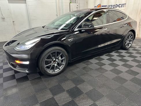 Used 2018 Tesla Model 3 Long Range RWD image 5