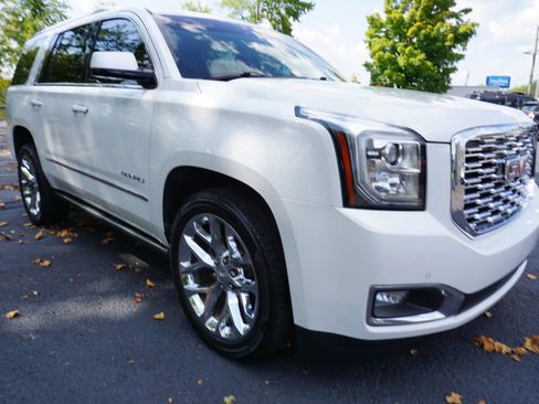Used 2018 GMC Yukon Denali w/ Open Road Package AWD/4WD image 5