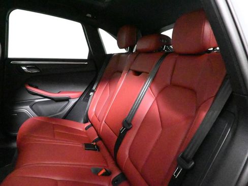 Used 2026 Porsche Macan GTS AWD/4WD image 36