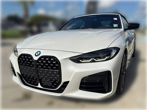 Used 2022 BMW M440i Convertible RWD image 5