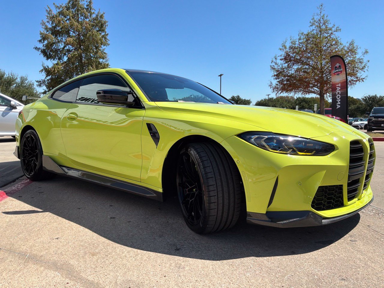 Used 2021 BMW M4 Coupe w/ Executive Package RWD image 4