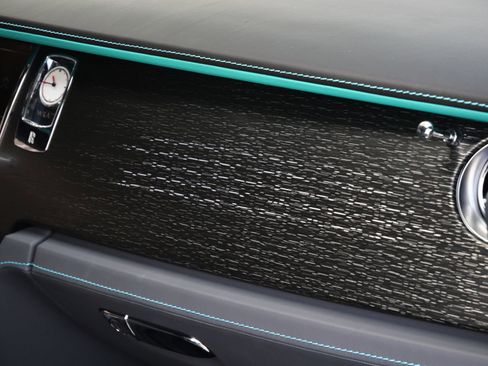 Certified 2021 Rolls-Royce Wraith RWD image 19