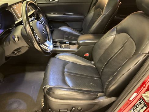 Used 2020 Kia Optima SE image 17