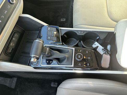 Certified 2024 Kia Sportage EX FWD image 20