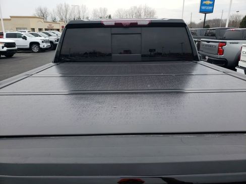 Used 2022 Chevrolet Silverado 1500 High Country w/ Technology Package image 22