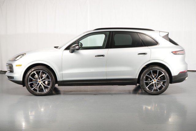 Used 2023 Porsche Cayenne AWD/4WD image 2