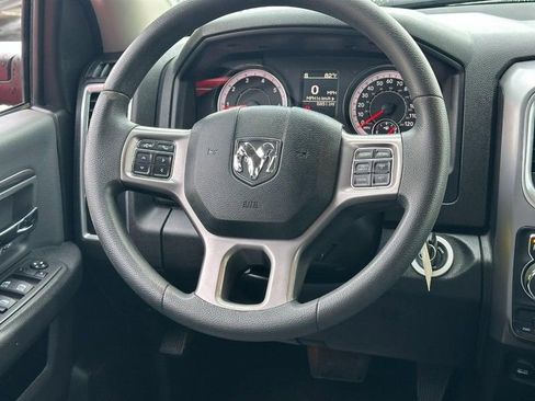 Used 2022 RAM 1500 Classic SLT image 12