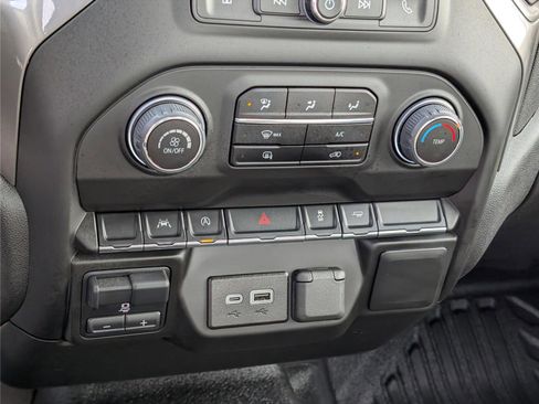 Used 2025 Chevrolet Silverado 1500 W/T w/ Trailering Package image 21