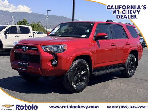 Used 2024 Toyota 4Runner SR5 Premium w/ Moonroof Package AWD/4WD image 3