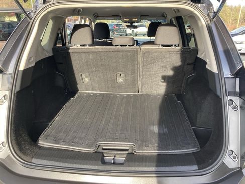 Used 2021 Nissan Rogue S image 24