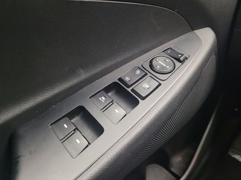 Used 2019 Hyundai Tucson Value w/ Cargo Package image 27