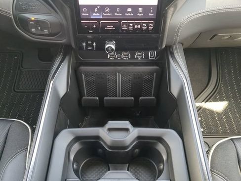 New 2026 RAM 2500 Limited AWD/4WD image 21